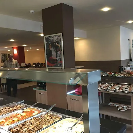 Kamelia Sands Хотел 4*